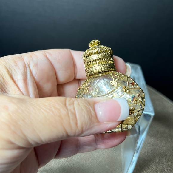 Miniature Czech Jeweled Gold Filigree Perfume Bottle with Dauber - Picture 8 of 9